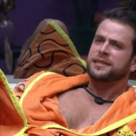 Imagem do post BBB 22: Após desentendimento com Natália por causa de consumo de água, Gustavo dispara: “a fantoche do Eli” 