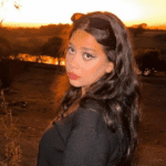 Imagem do post Conheça Julia Alvarenga, ícone da internet que já é seguida por mais de 4 milhões 