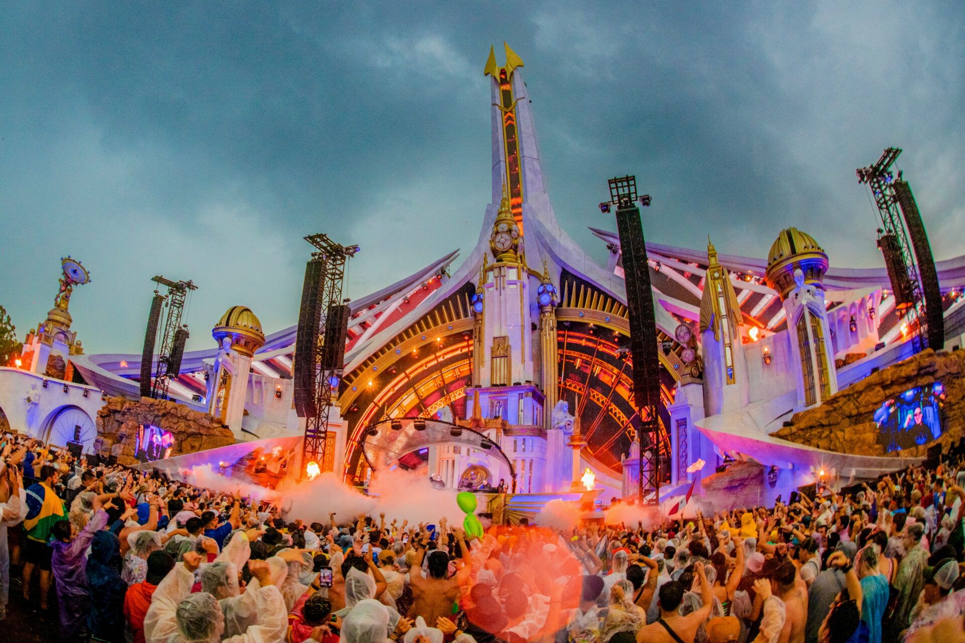 Imagem do post Tomorrowland Brasil 2023: Uma viagem musical eletrônica repleta de magia