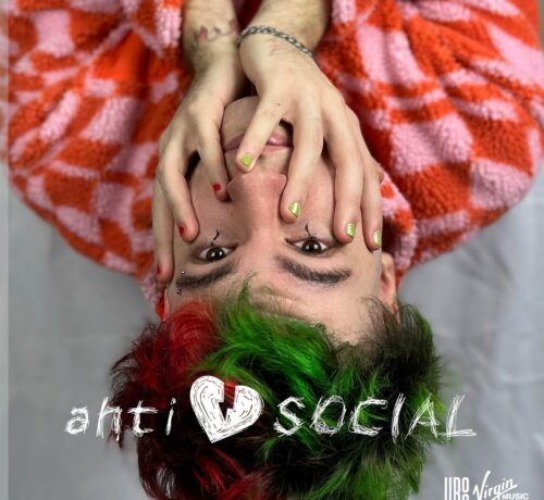 Imagem do post TINN lança seu álbum de estreia “antiSOCIAL”, vem ouvir