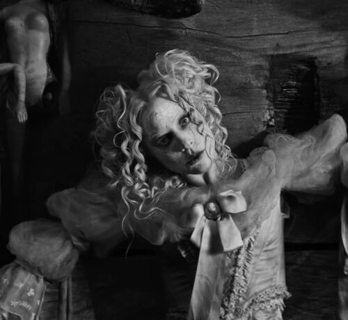 Imagem do post Lady Gaga lança o esperado clipe de “The Dead Dance”
