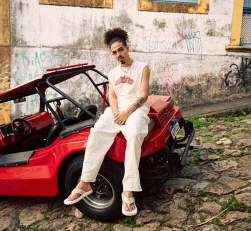 Imagem do post Léo da Bodega lança ‘ZUNZUNZUM’, faixa produzida por vencedores do Grammy