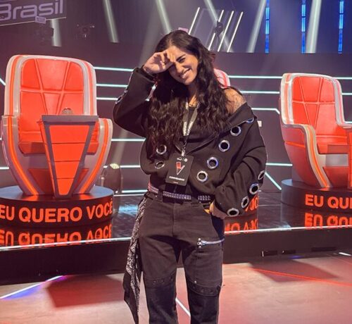Imagem do post DAY LIMNS retorna ao ‘The Voice’ oito anos após final e assiste hit de sua autoria ser cantado no palco