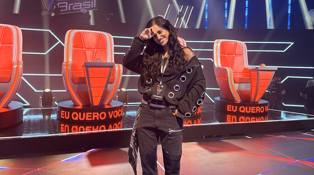 Imagem do post DAY LIMNS retorna ao ‘The Voice’ oito anos após final e assiste hit de sua autoria ser cantado no palco
