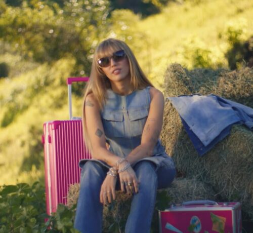 Imagem do post Miley Cyrus lança música original “Younger You” para The Hanna Montana 20th Anniversary Special