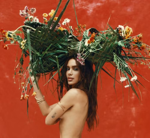 Imagem do post Anitta lança seu oitavo álbum de estúdio, ‘Equilibrium’